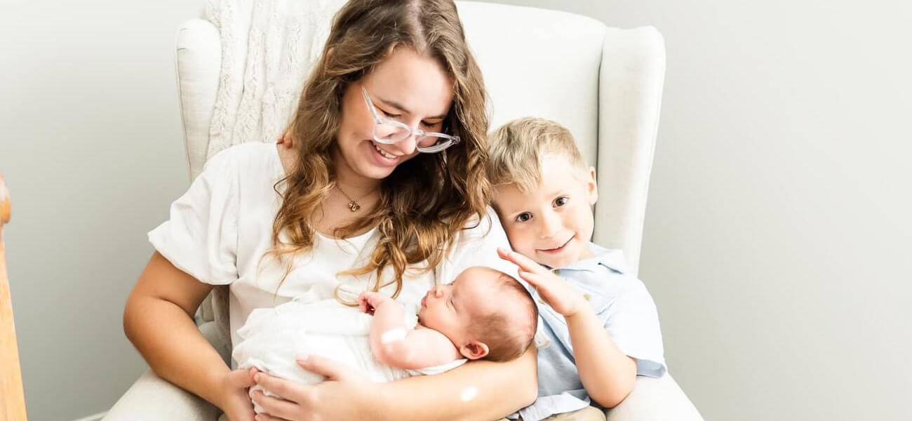 Au Pair vs Nanny: 8 Key Differences to Choose the Right Childcare (2025)