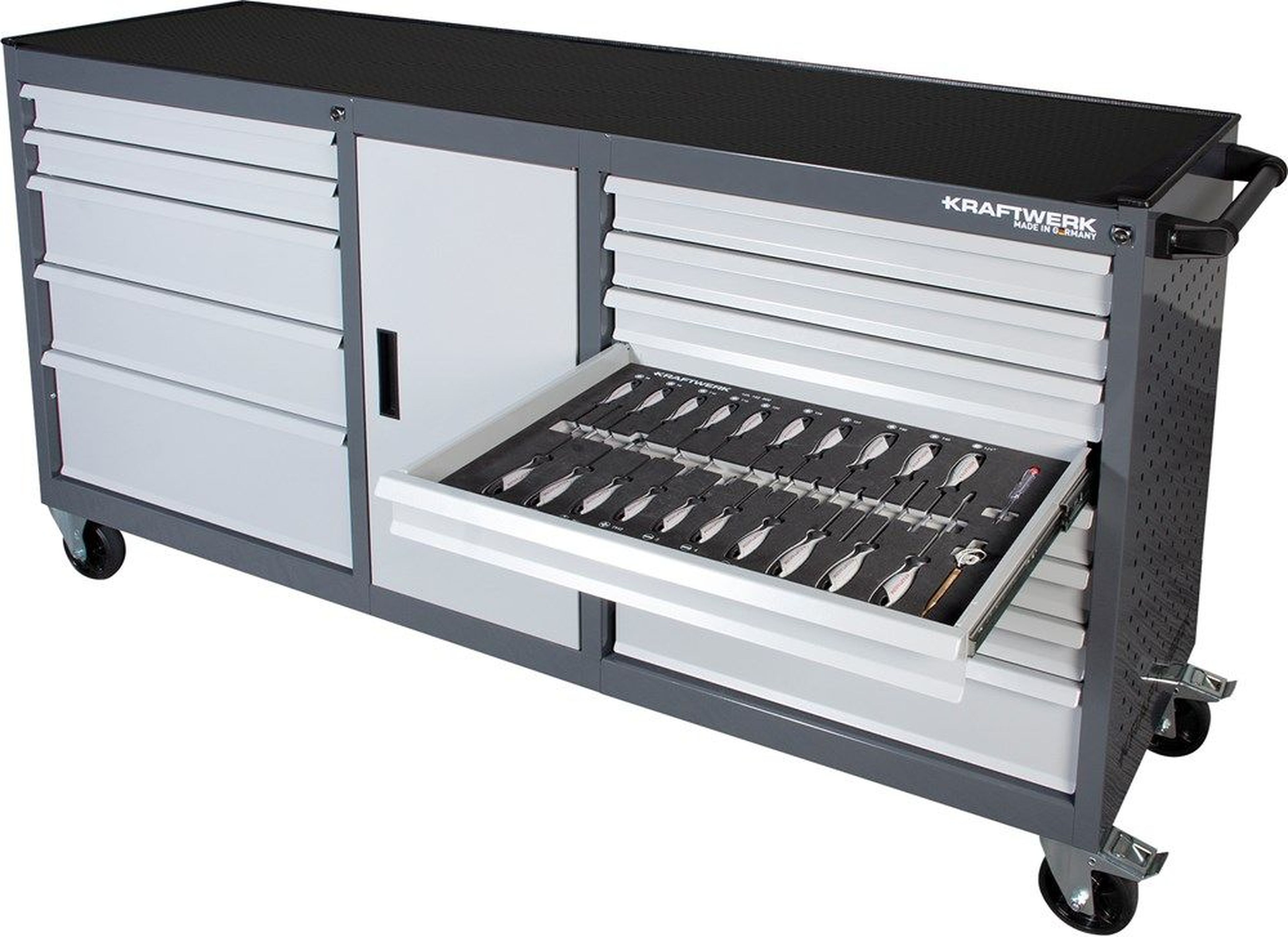 Kraftwerk chariot à outils rempli 13 avec ... | HBM Machines