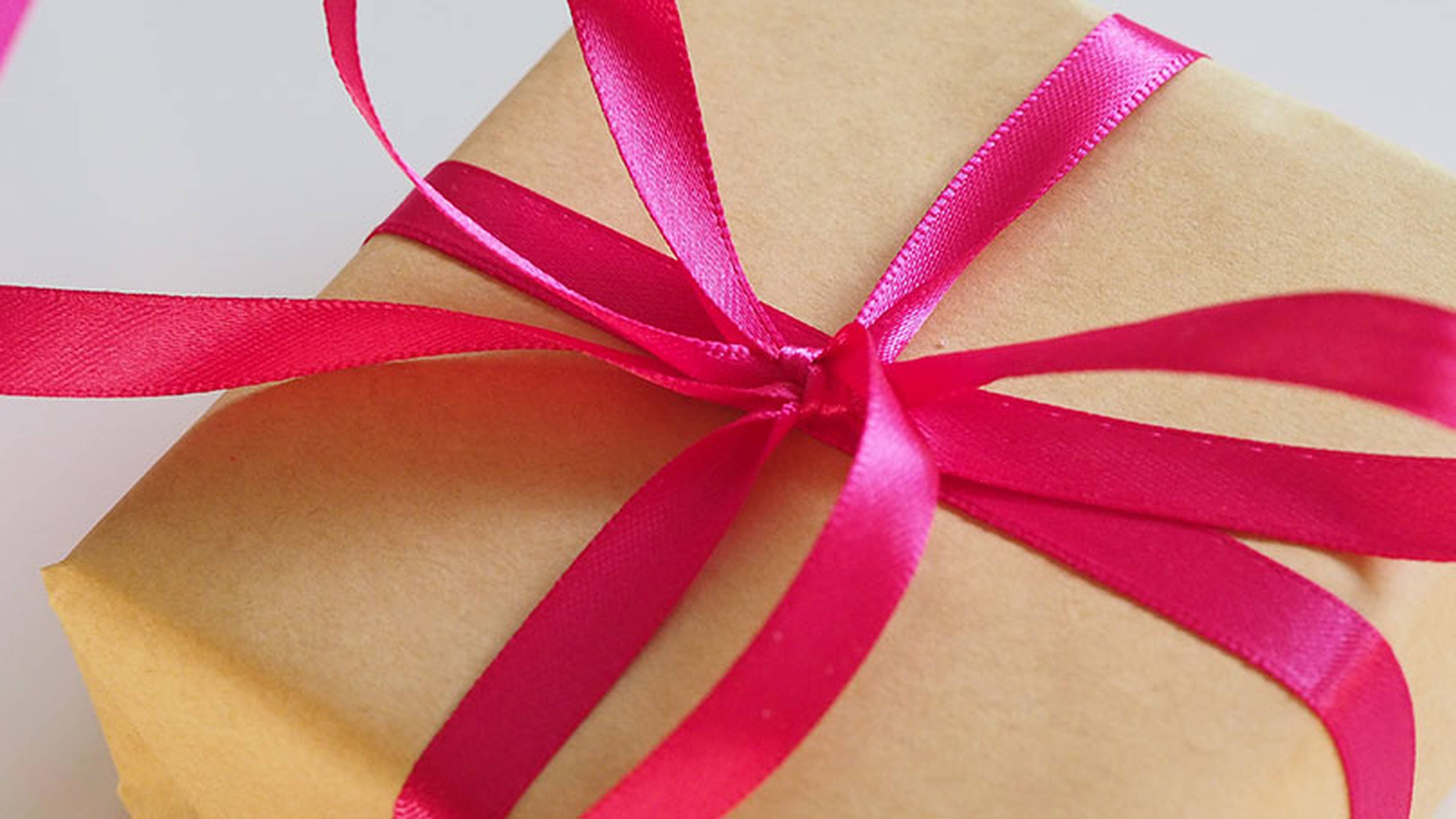 De beaux cadeaux pour votre famille d'accueil