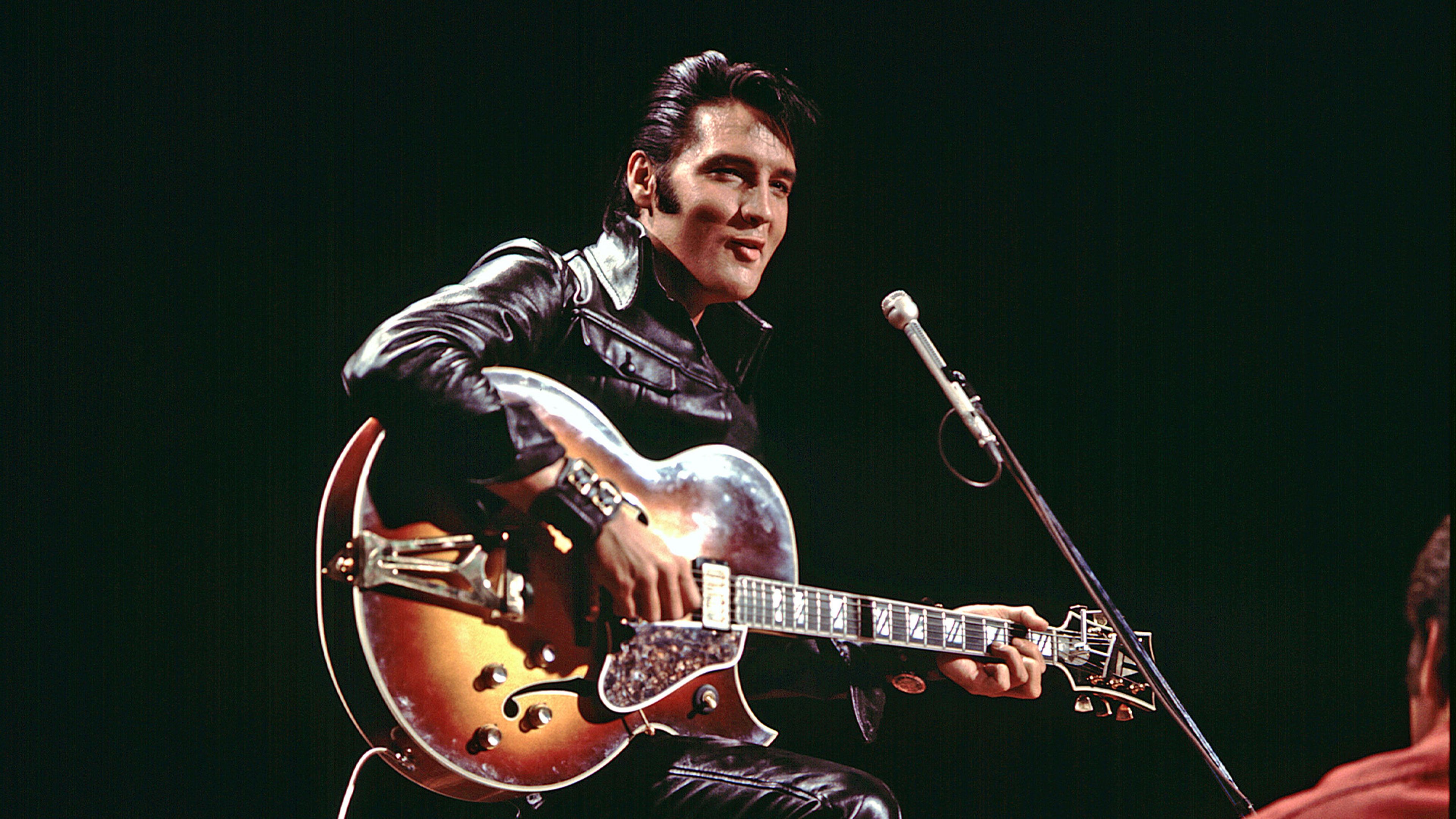 EPiC: Elvis Presley in Concert