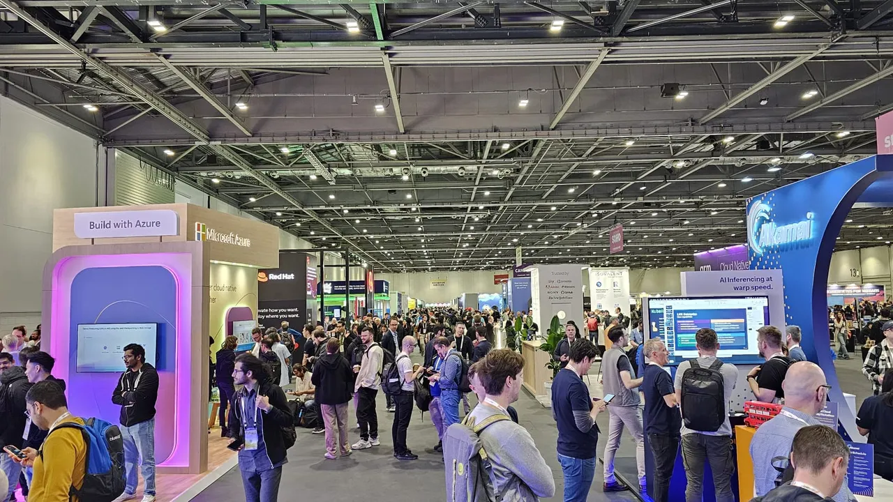 vijf developers in Londen, kubecon