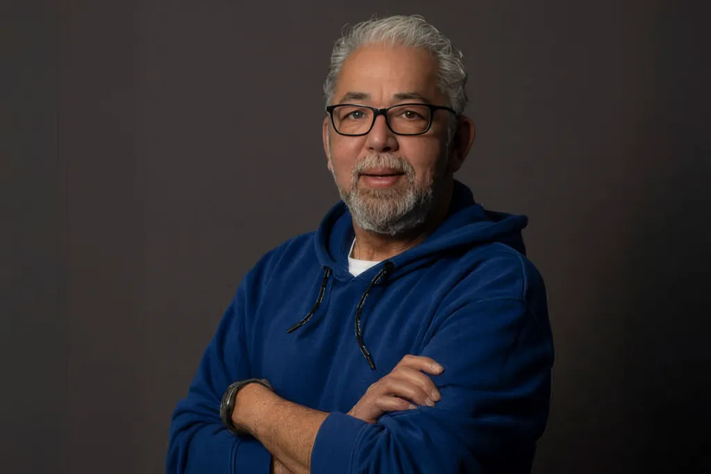 Edwin Tanasale, 4people