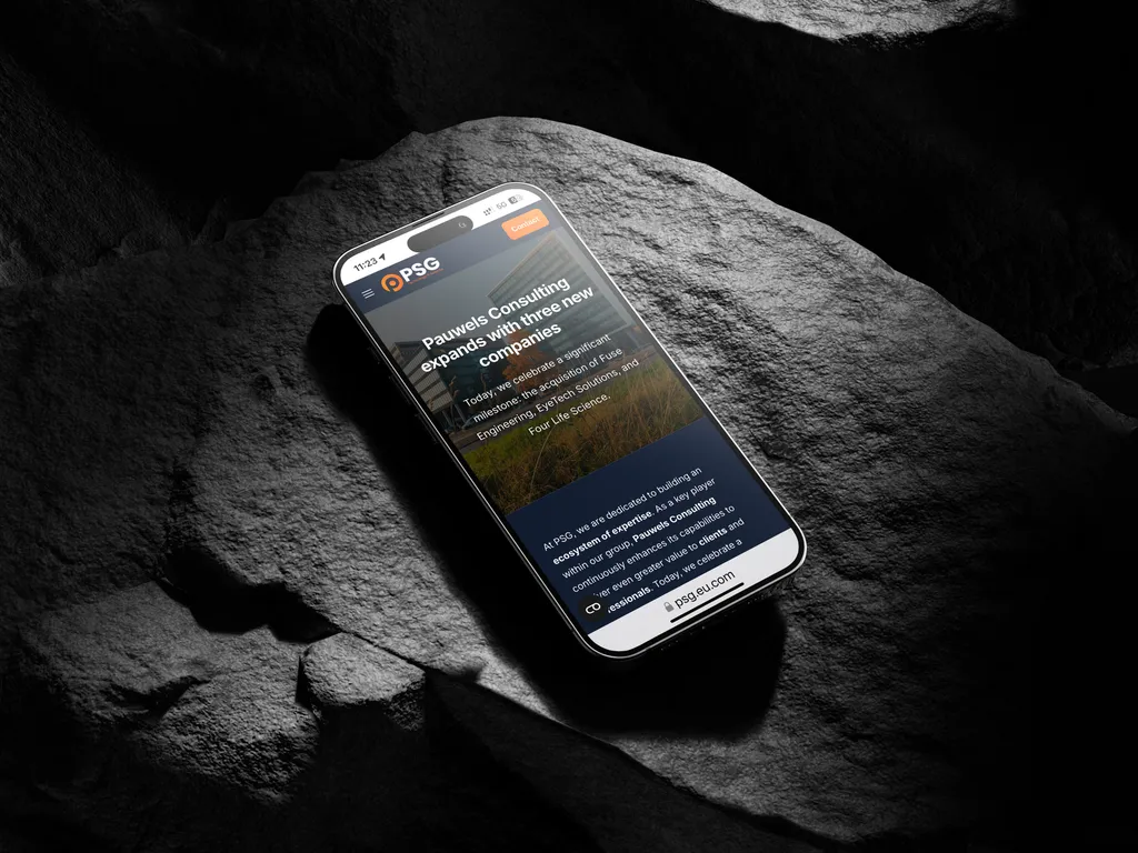 Phone mockup latest news update PSG.