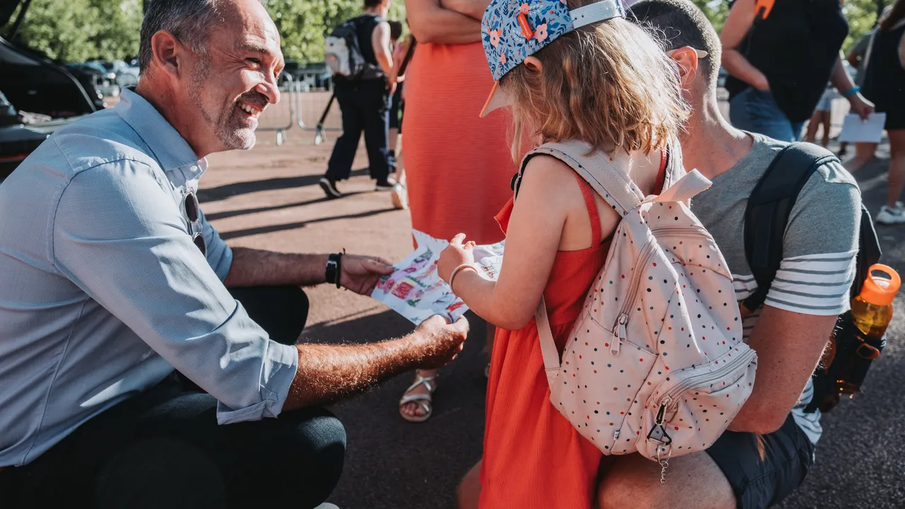 Bert Pauwels smiling in Planckendael on the Pauwels family day.