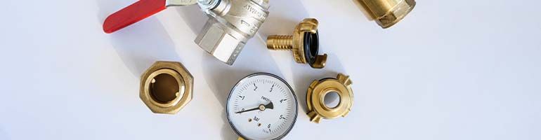 Welke koppelstukken heb ik nodig voor mijn beregeningspomp?