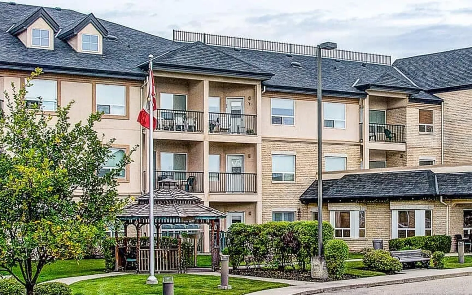 McKenzie Towne Retirement Home, Assisted Living, Respite Care & Memory Care Calgary AB Cogir