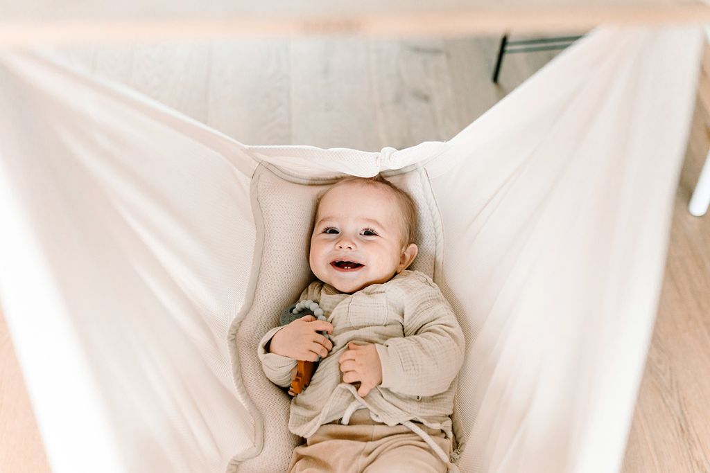 Baby sleeps in NONOMO Hammock