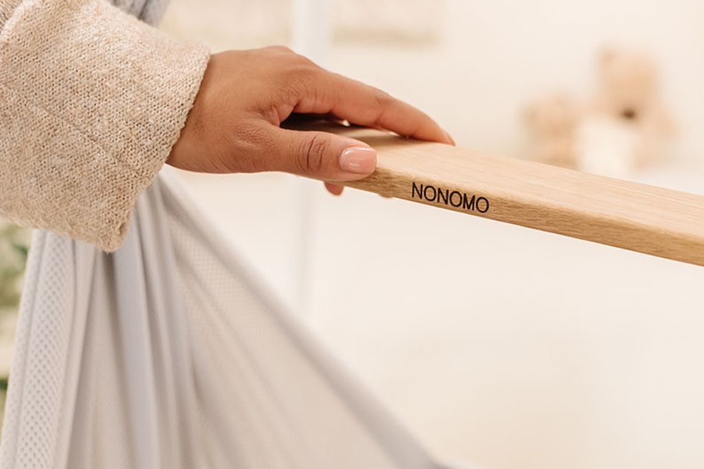 NONOMO Spreizstab aus Holz