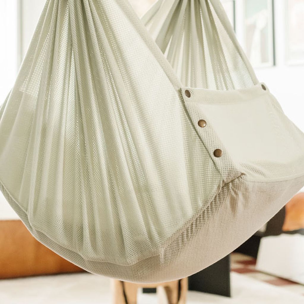 Detail of NONOMO fabric and the curved shape