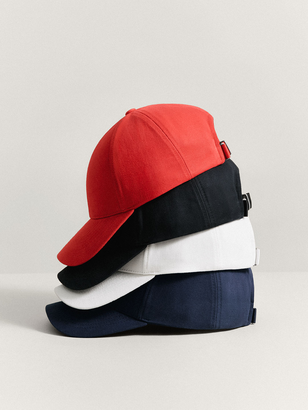 Cotton Twill: A wardrobe staple | Varsity Headwear
