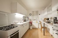 Een keuken in een seniorenwoning van Beth Shalom