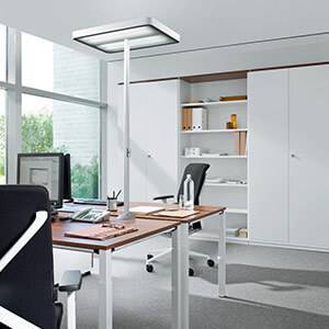 Lampe sur pied pour bureau