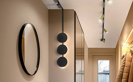 Lumaro skinnesystem i gangen