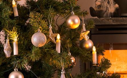 Tenning av juletreet