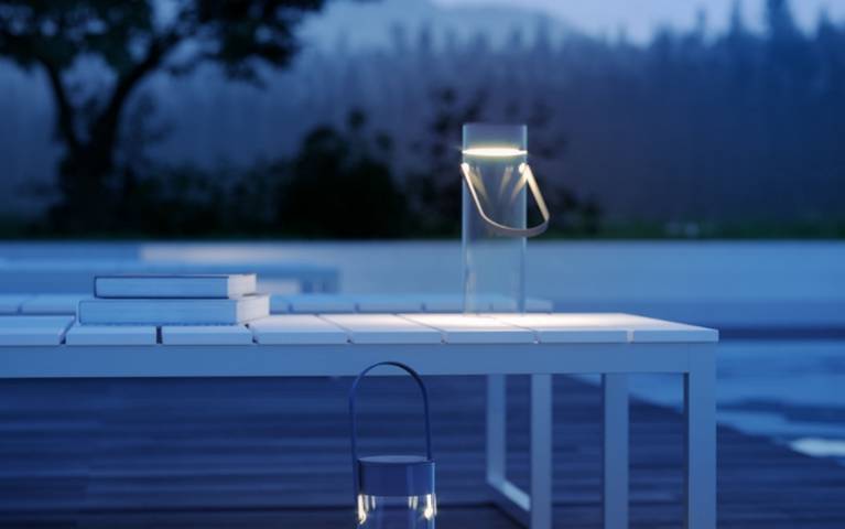 Stolní lampa od společnosti Rotaliana
