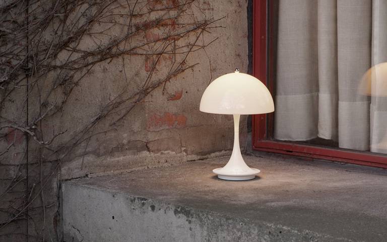 Louis Poulsen Panthella 160