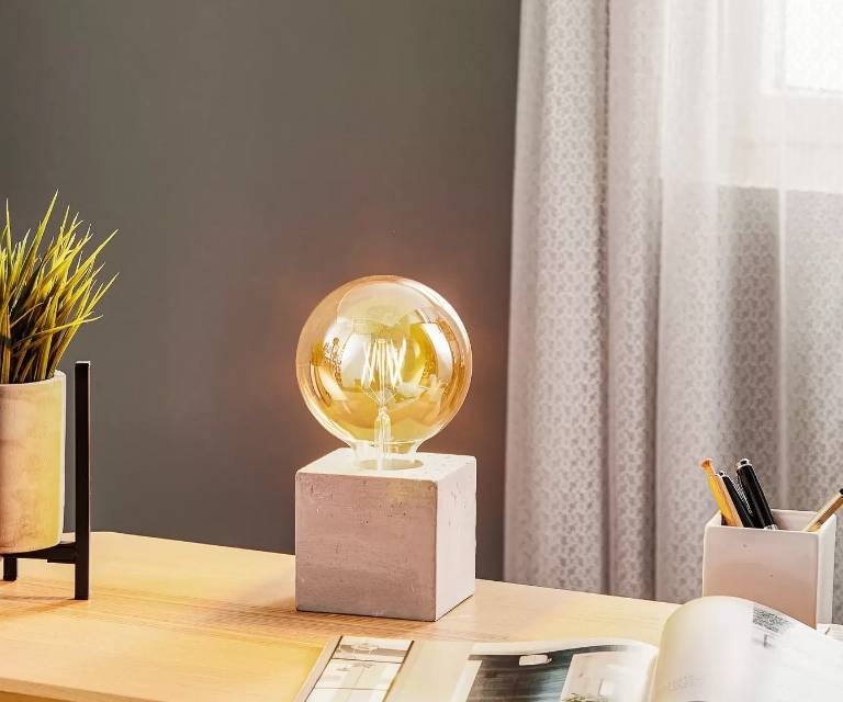 Lámparas de mesa de hormigón