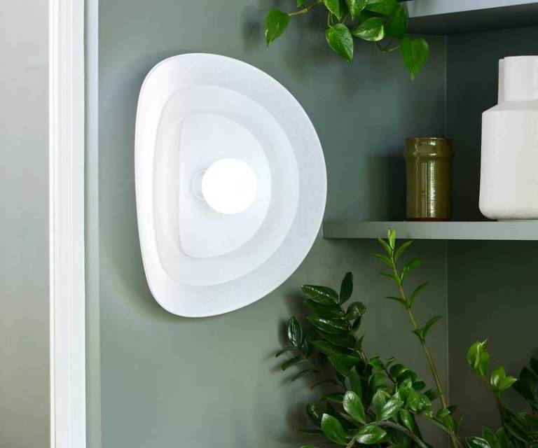 MARKET SET Selenitis