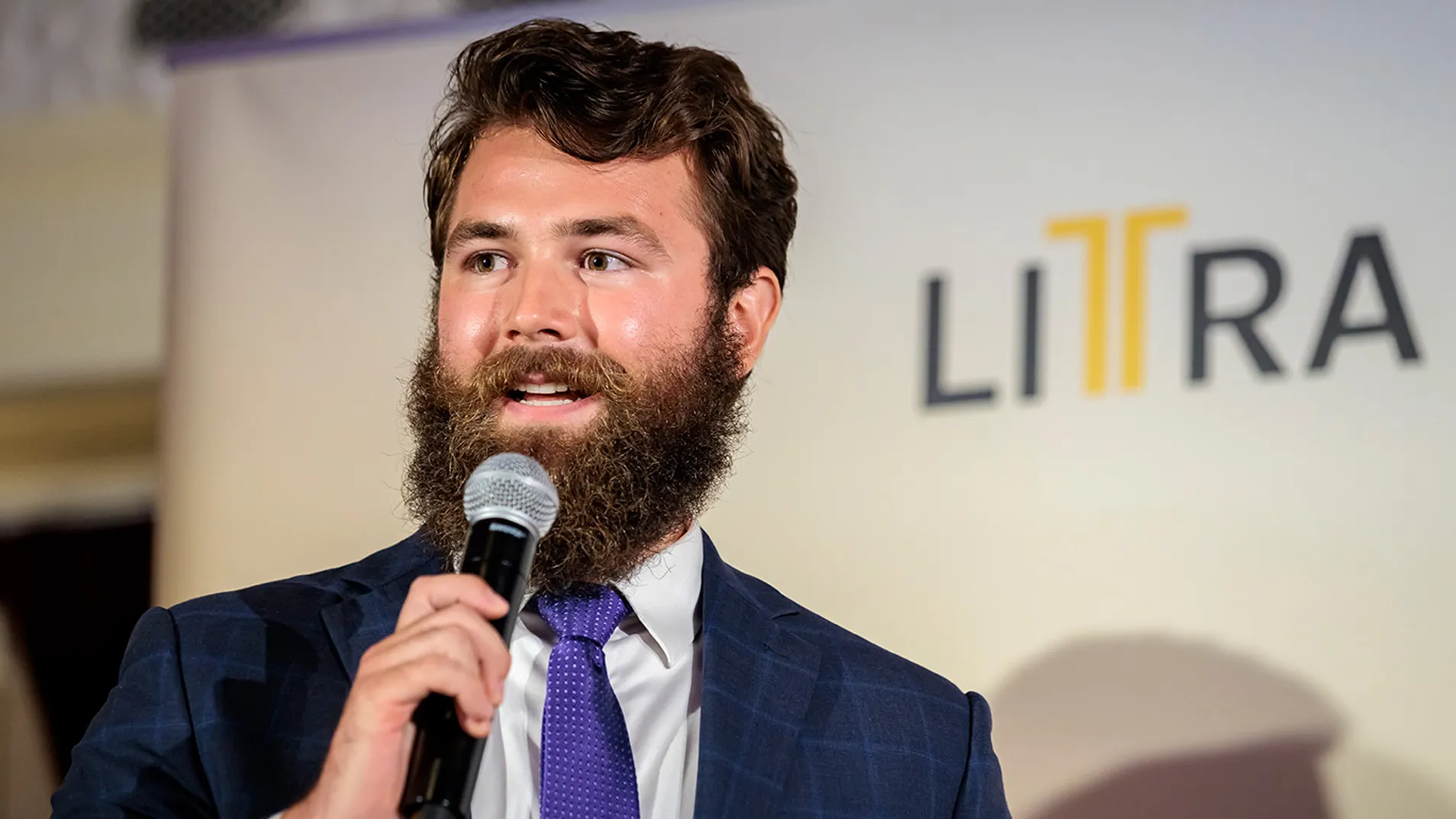 Preisträger Zachary Hansen ging in seiner Masterarbeit an der EPFL der Frage nach, inwiefern individuelle Gewohnheiten dahingehend genutzt werden können, um die Verkehrsverlagerung zu fördern. © LITRA
