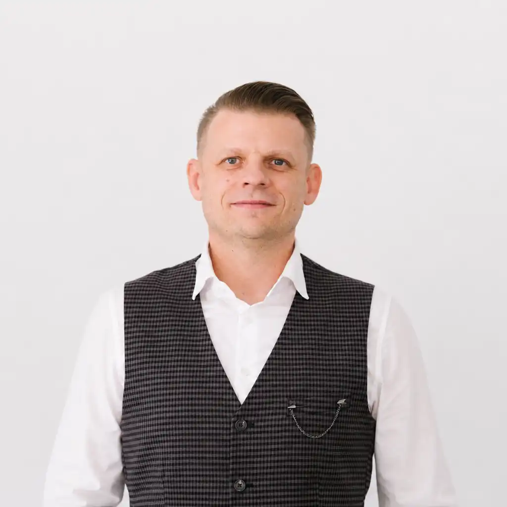 daniel-sosinski.png