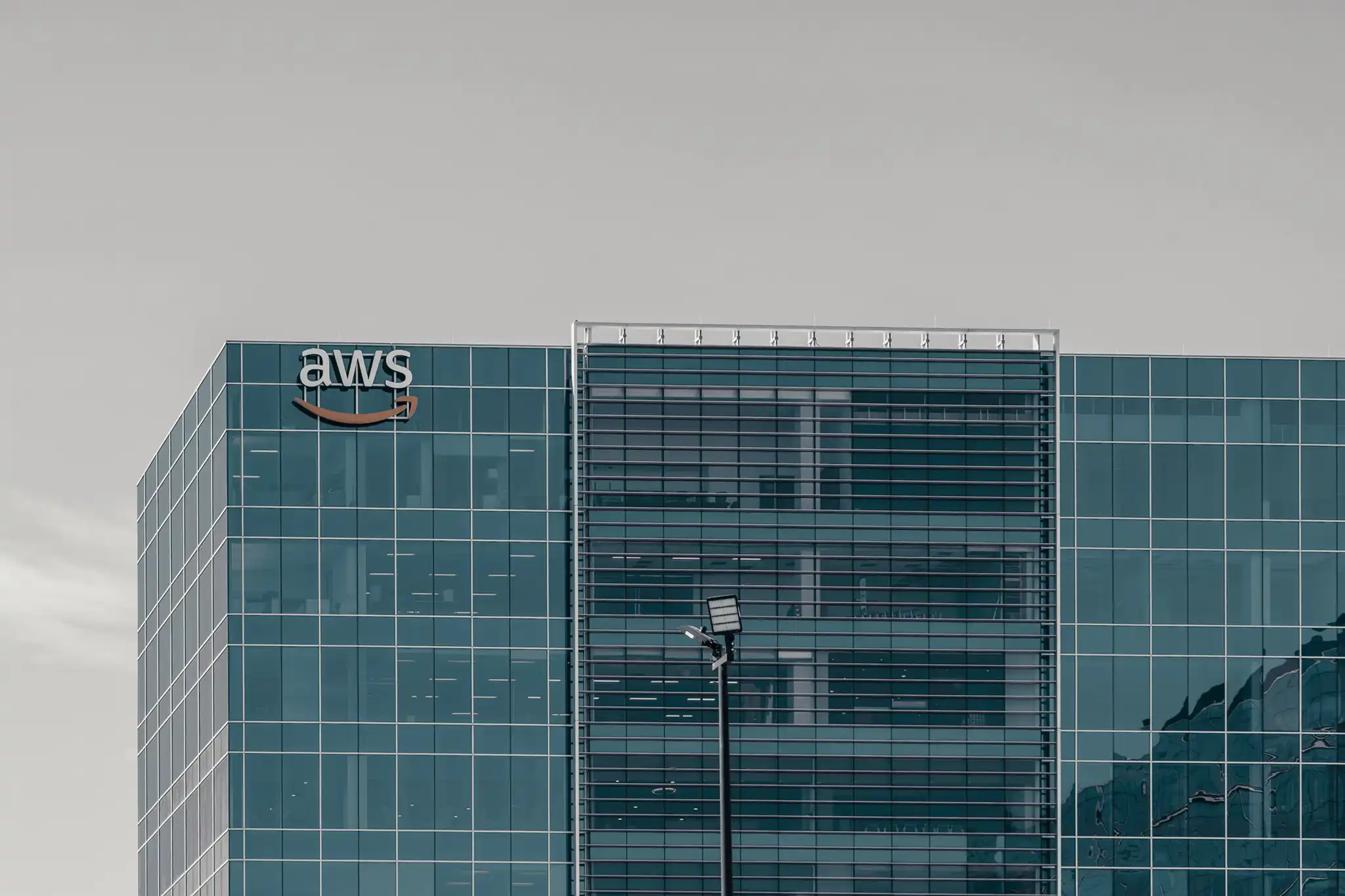 betasystems-aws-partner.jpg