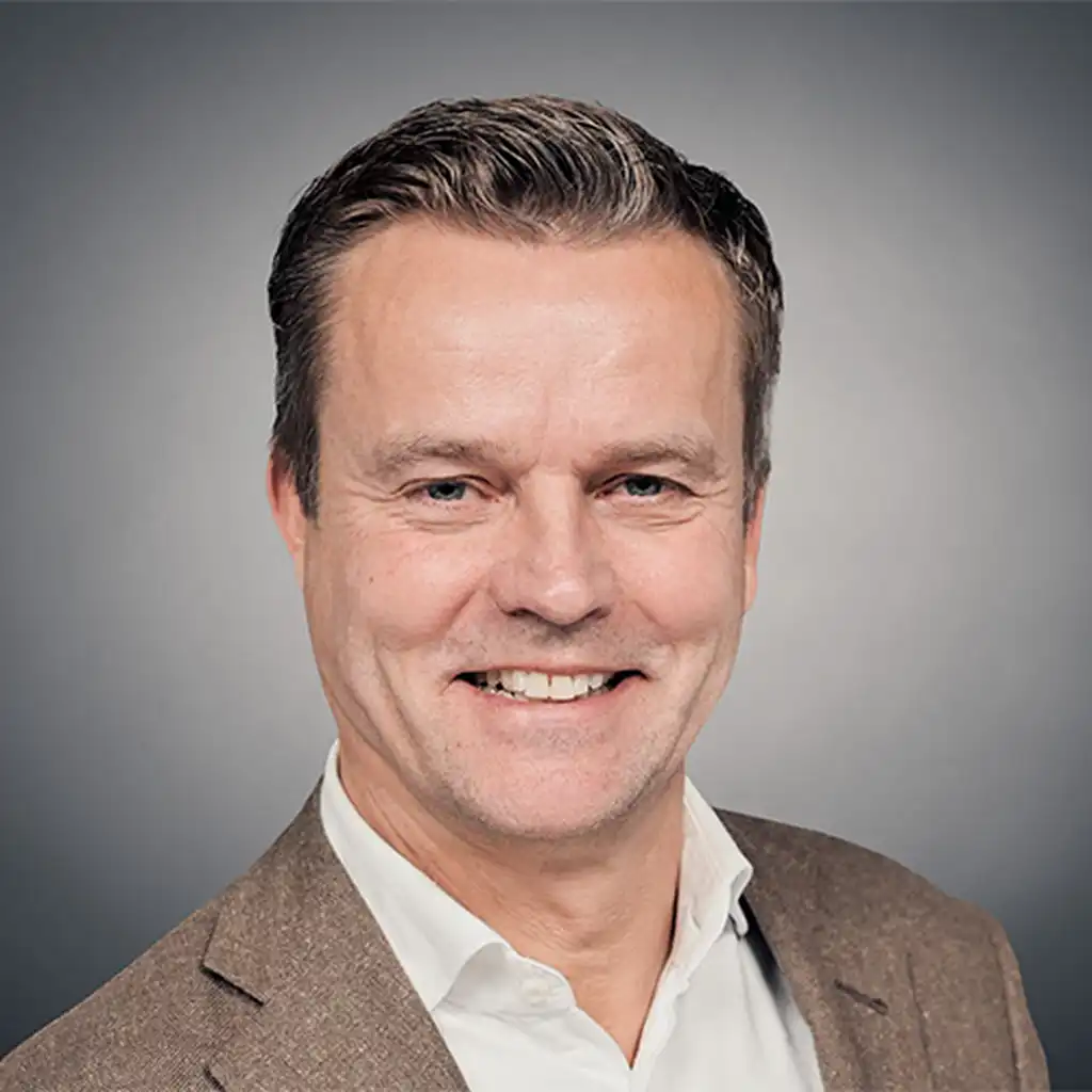 mirko_minnich_portrait.jpg