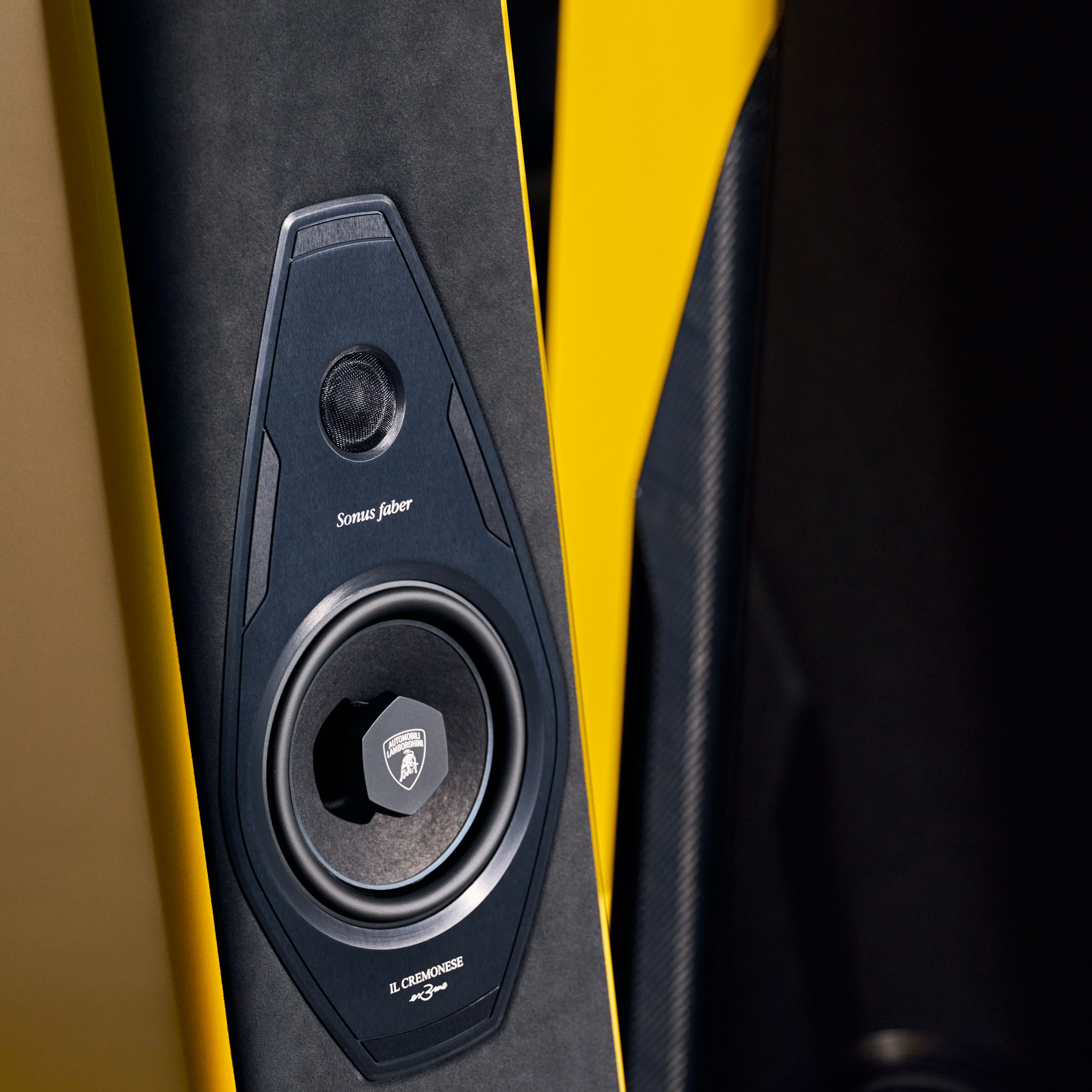 the-lamborghini-shield-image.jpg