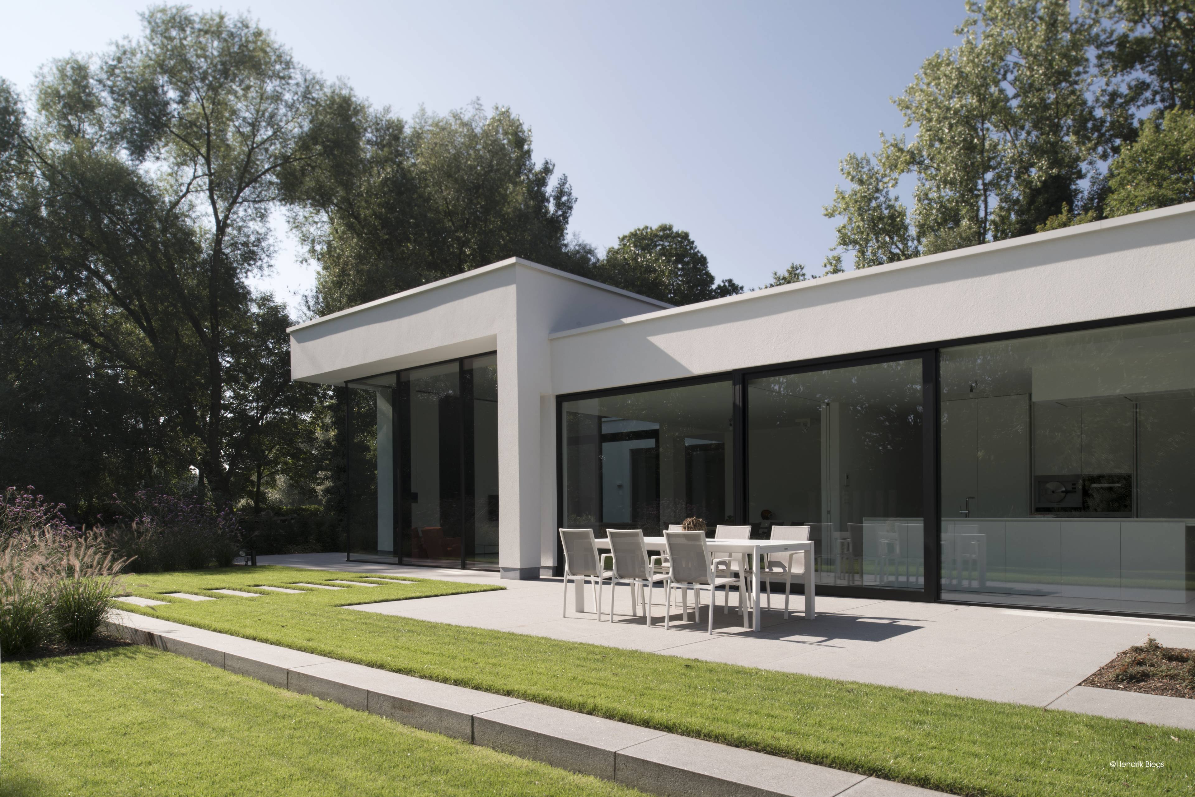 Châssis et baies coulissantes modernes de Profel