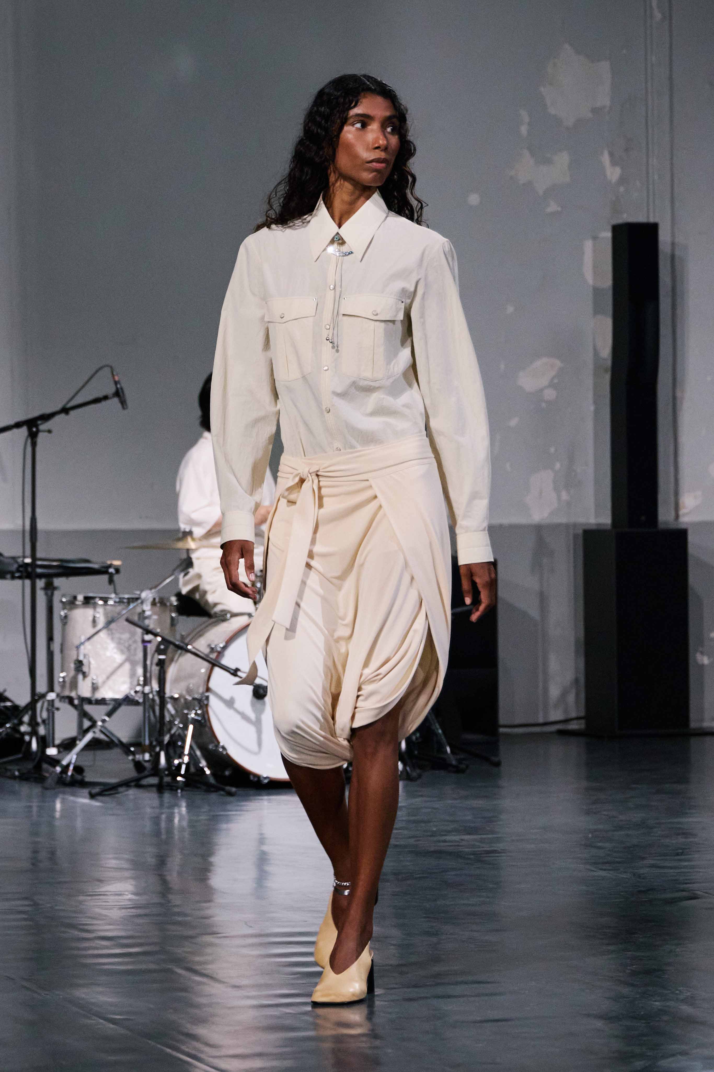 LEMAIRE_SS26_credit_Gregoire_Avenel_ECOM_LOOK_06 | LEMAIRE