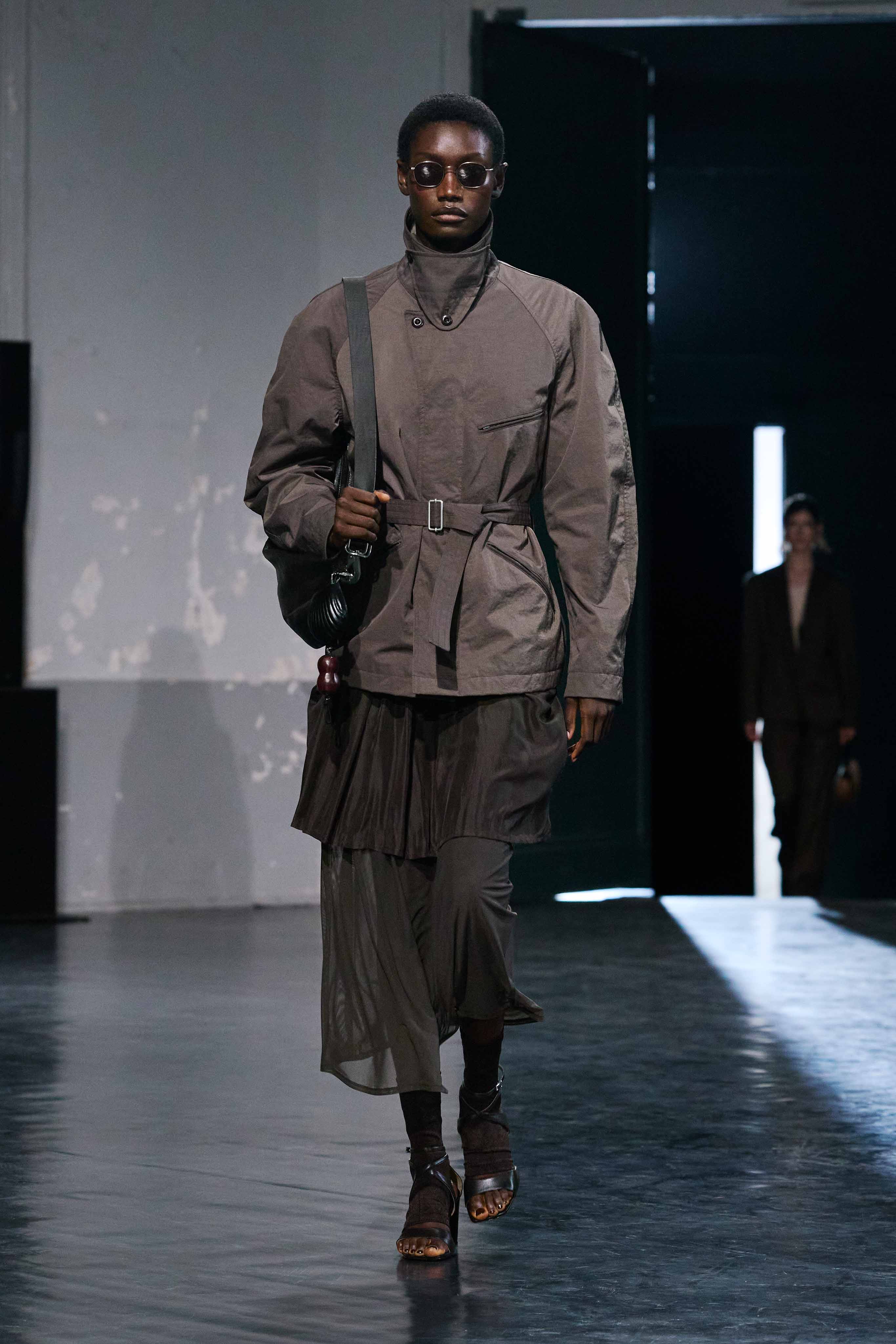 LEMAIRE_SS26_credit_Gregoire_Avenel_ECOM_LOOK_09 | LEMAIRE