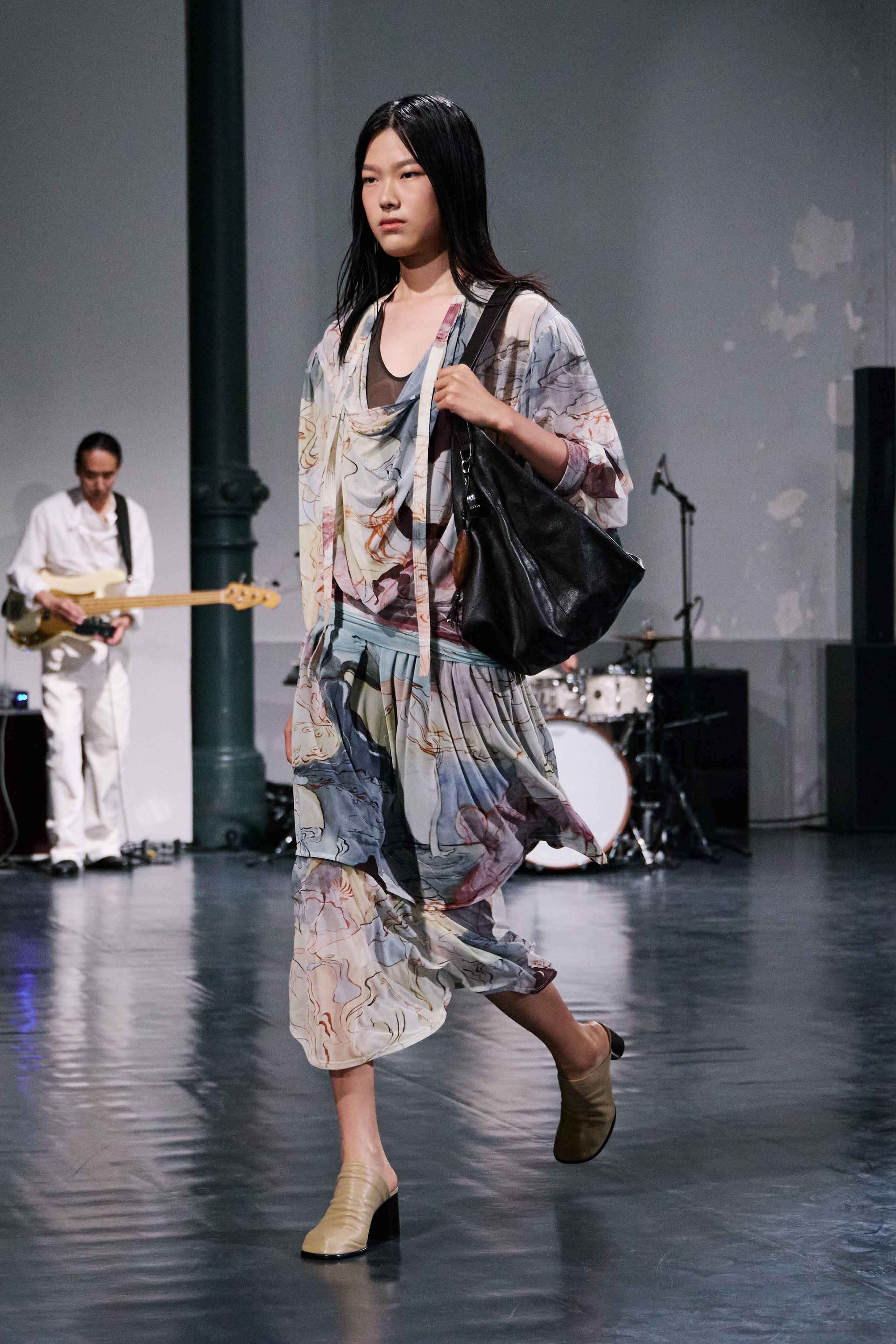 LEMAIRE_SS26_credit_Gregoire_Avenel_ECOM_LOOK_39 | LEMAIRE