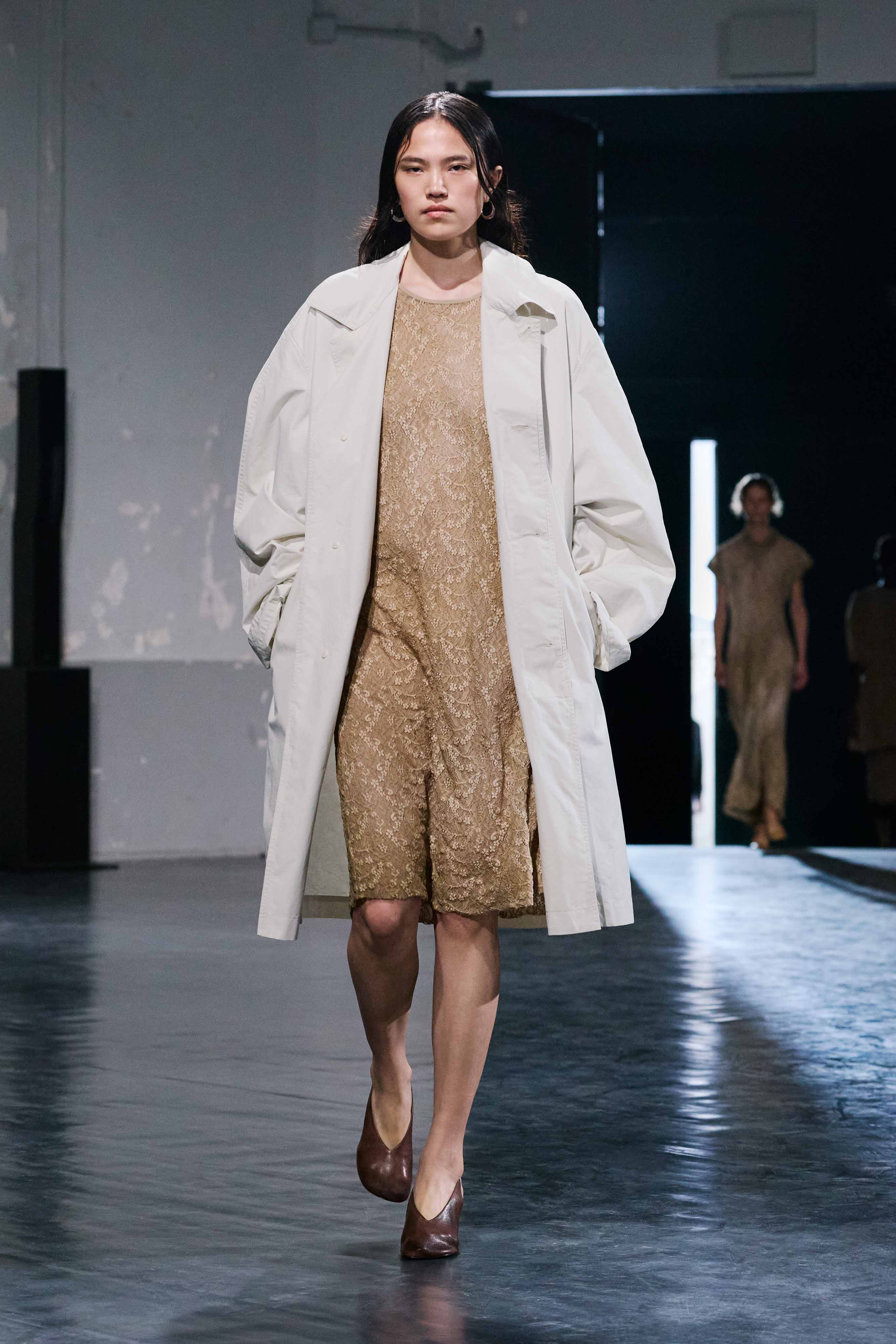 LEMAIRE_SS26_credit_Gregoire_Avenel_ECOM_LOOK_11 | LEMAIRE