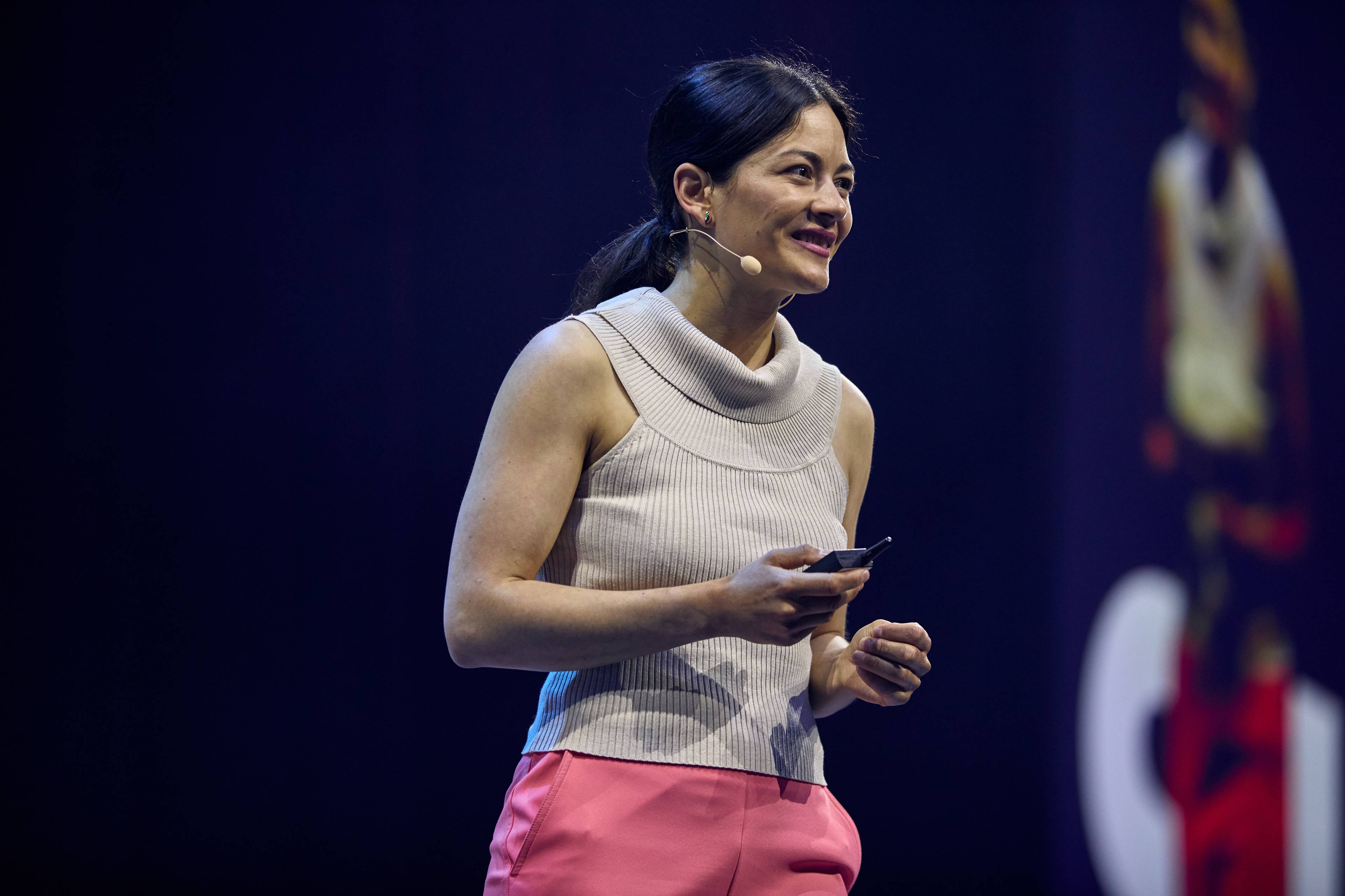 Molly Kawahata during her speech at Global Leadership Summit