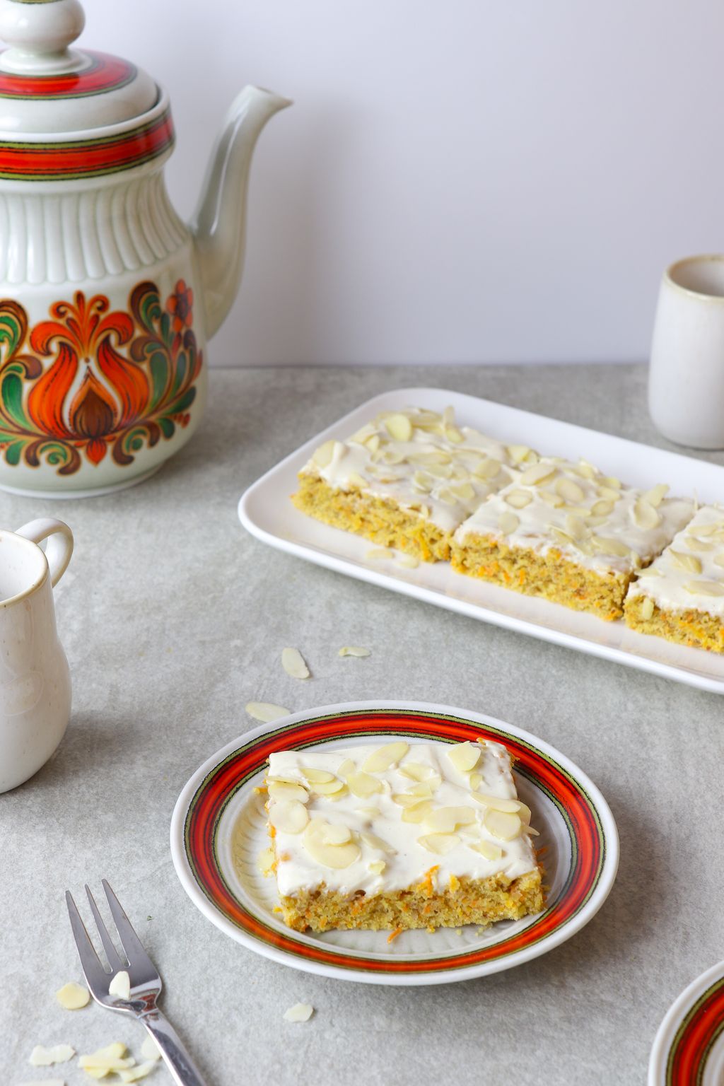 Karotten-Mandel-Kuchen bei der Kaffeejause