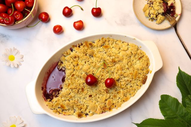 Kirschcrumble Kirschcrumble in einer Auflaufform