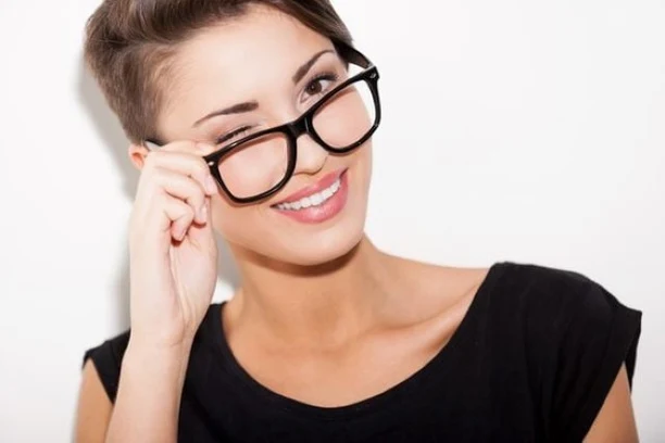 Alternativen zu Kontaktlinsen? Das Brillensortiment bei discountlens