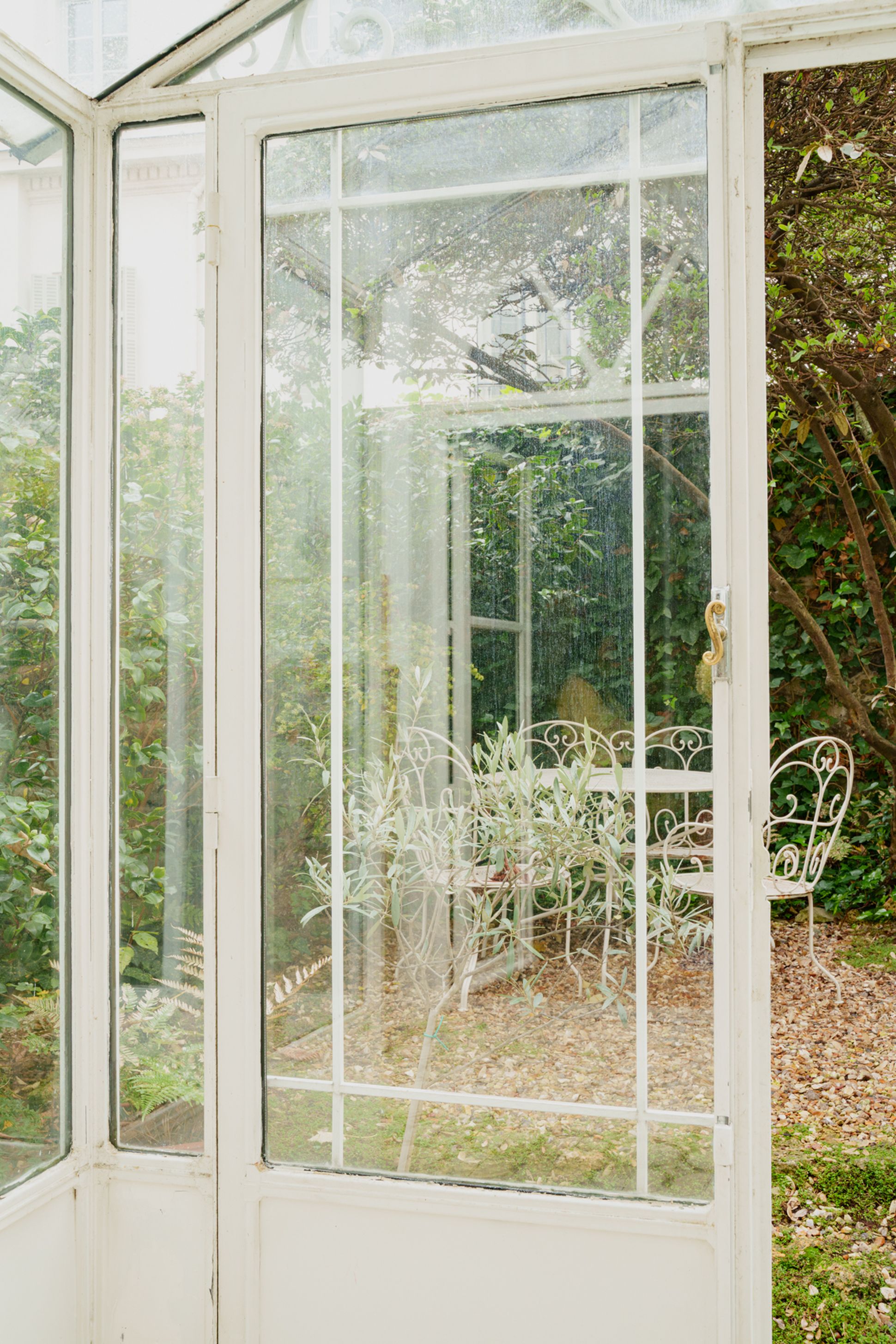 Alexandra Sprung chez elle en famille à Paris