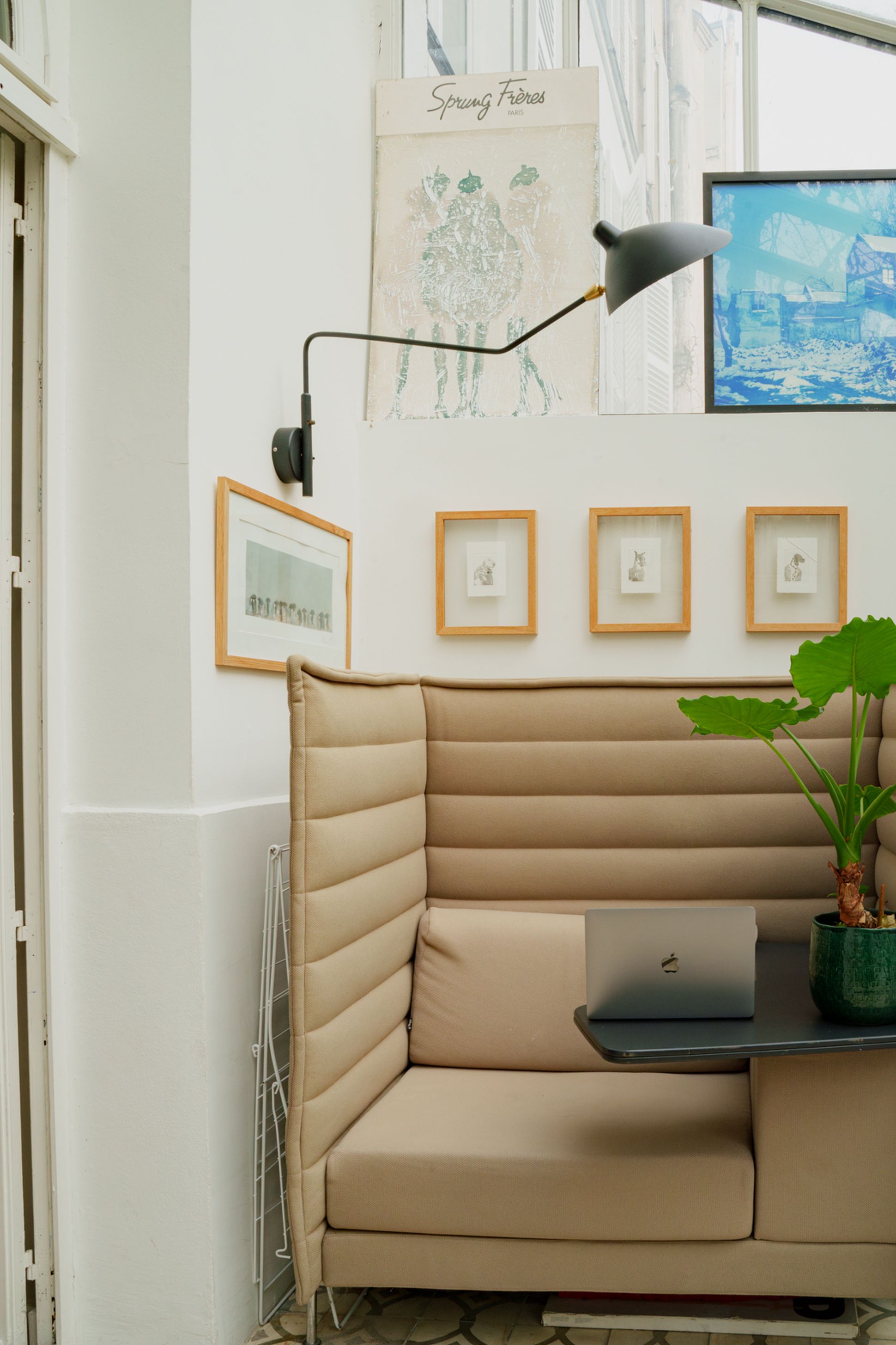 Alexandra Sprung chez elle en famille à Paris