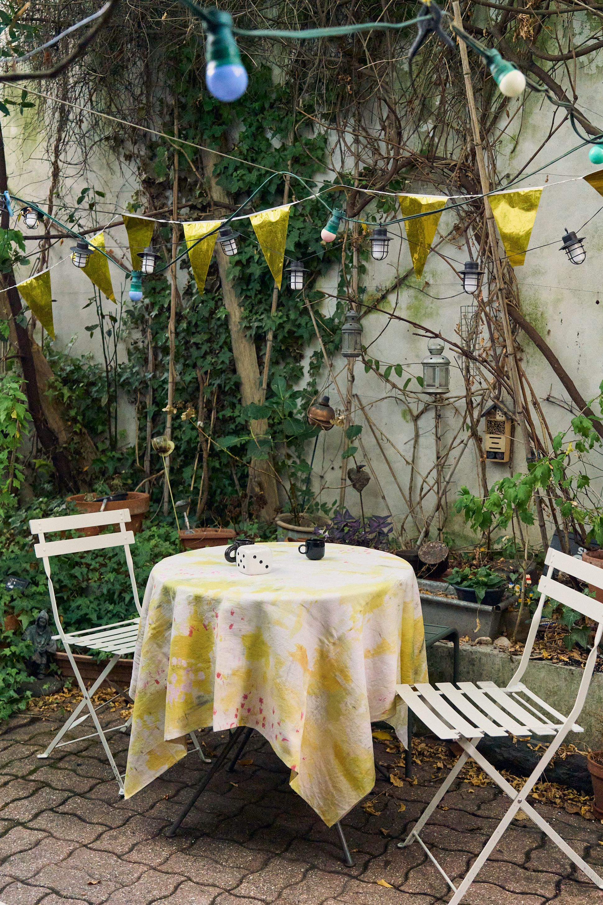 CHEZ LIA ROCHAS-PARIS 14