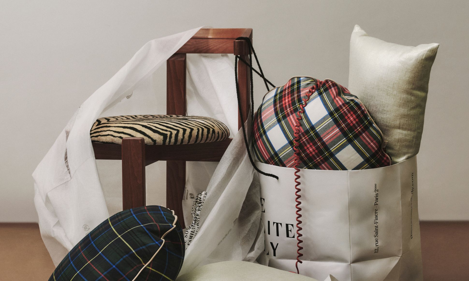 Messy Christmas SHOP THE LOOK 3