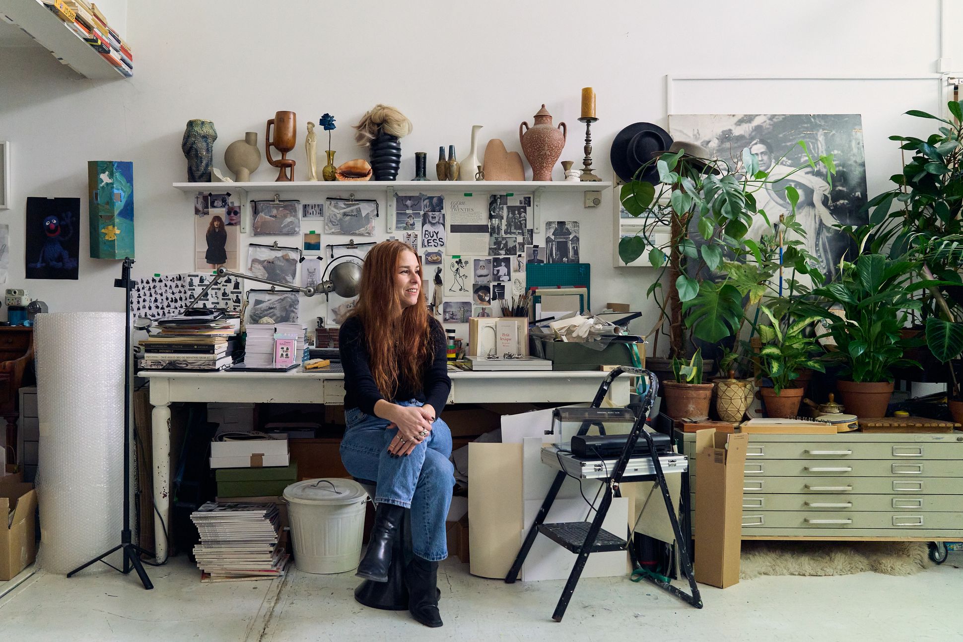 CHEZ LIA ROCHAS-PARIS 32