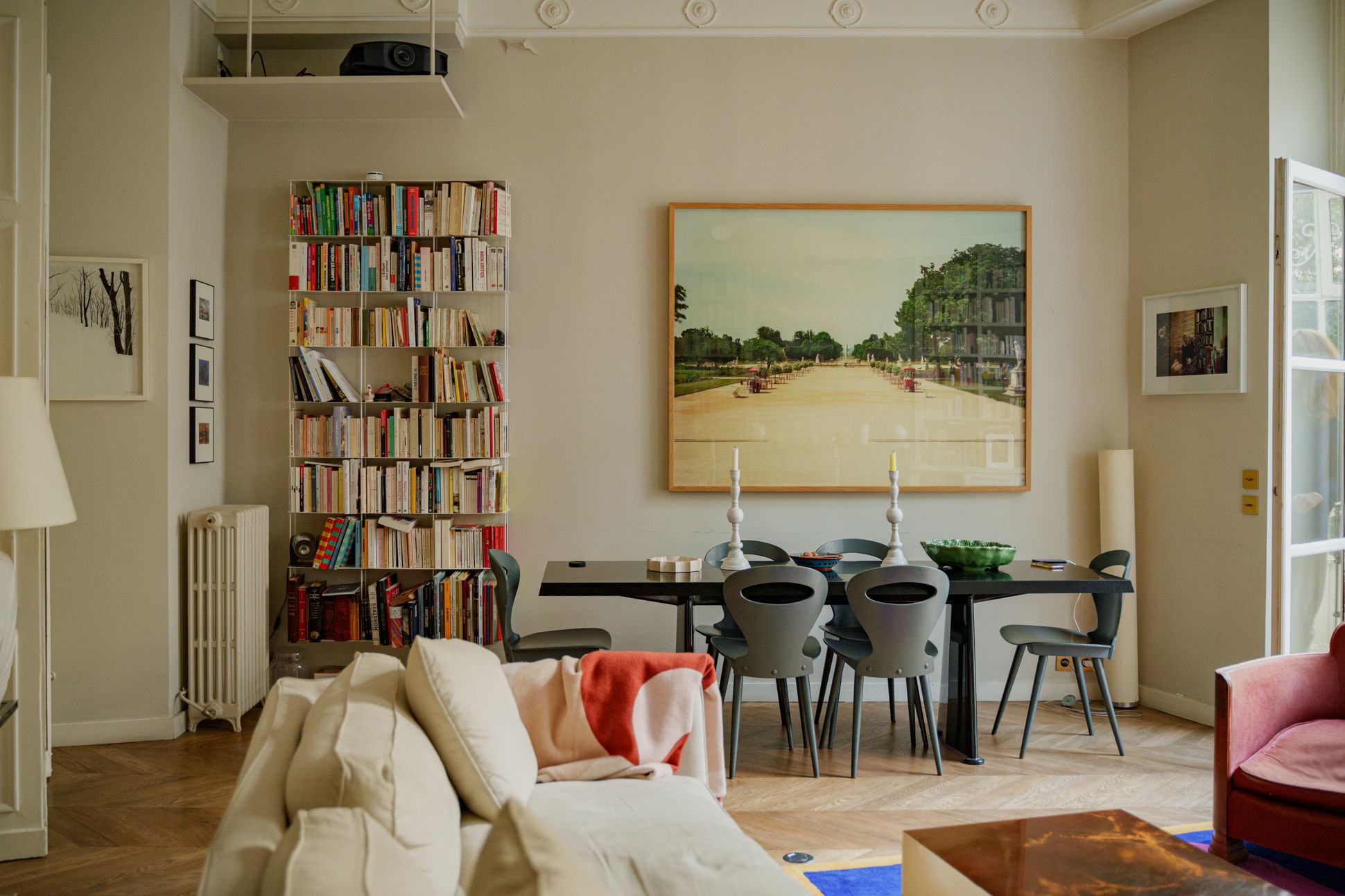 Alexandra Sprung chez elle en famille à Paris