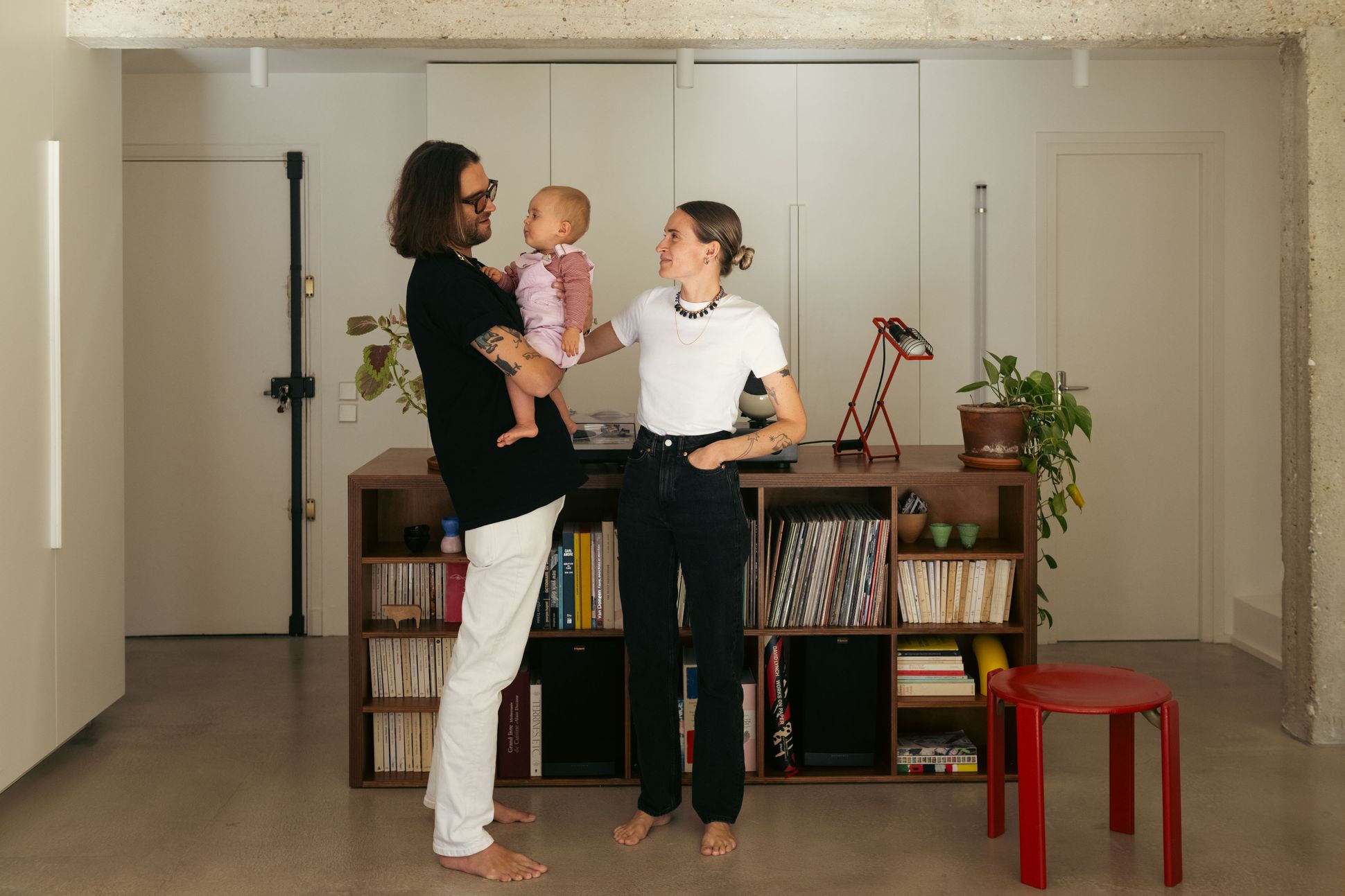 Camille Marchal et Anthony Salomon chez eux à Paris