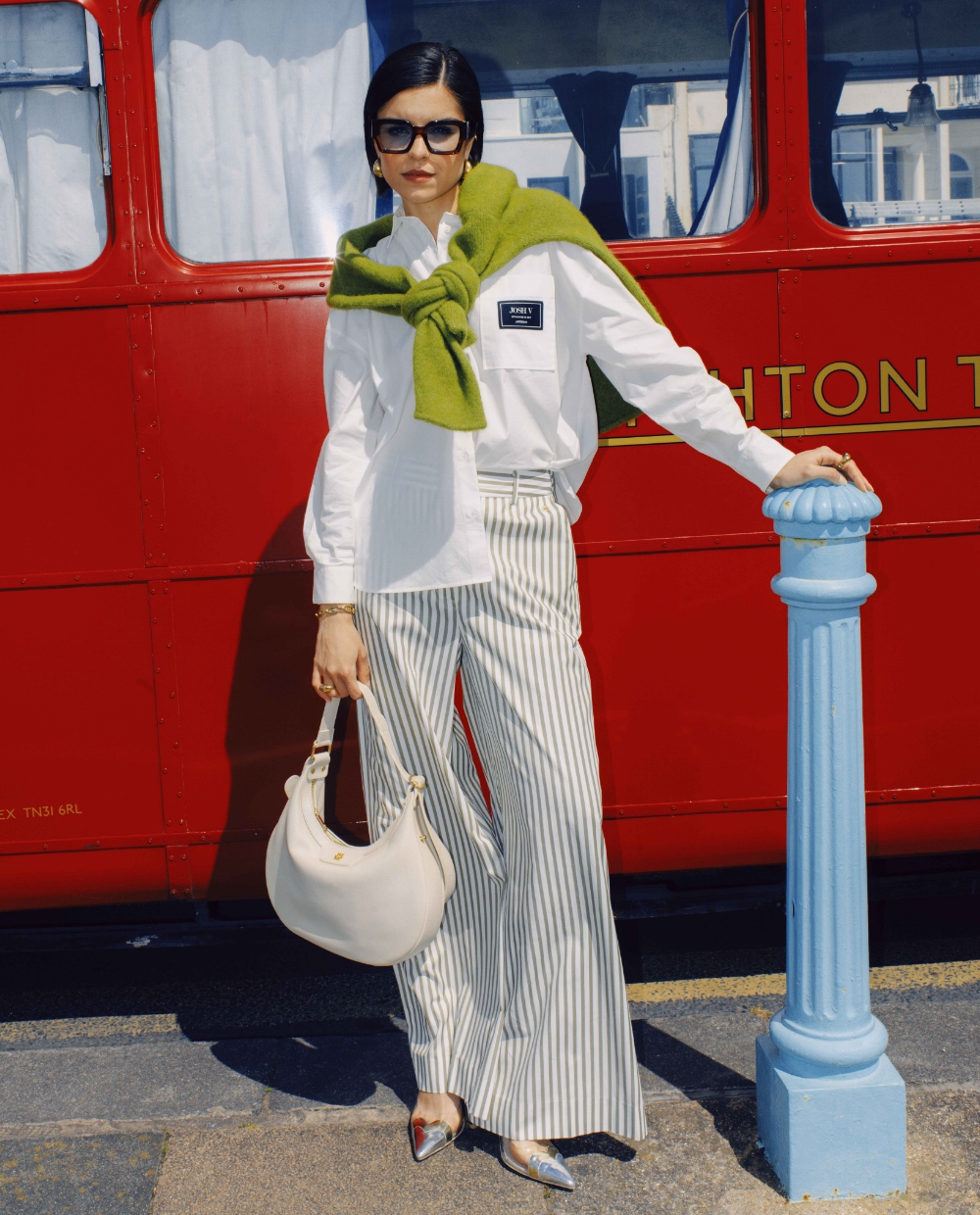 Shop de sale van JOSH V