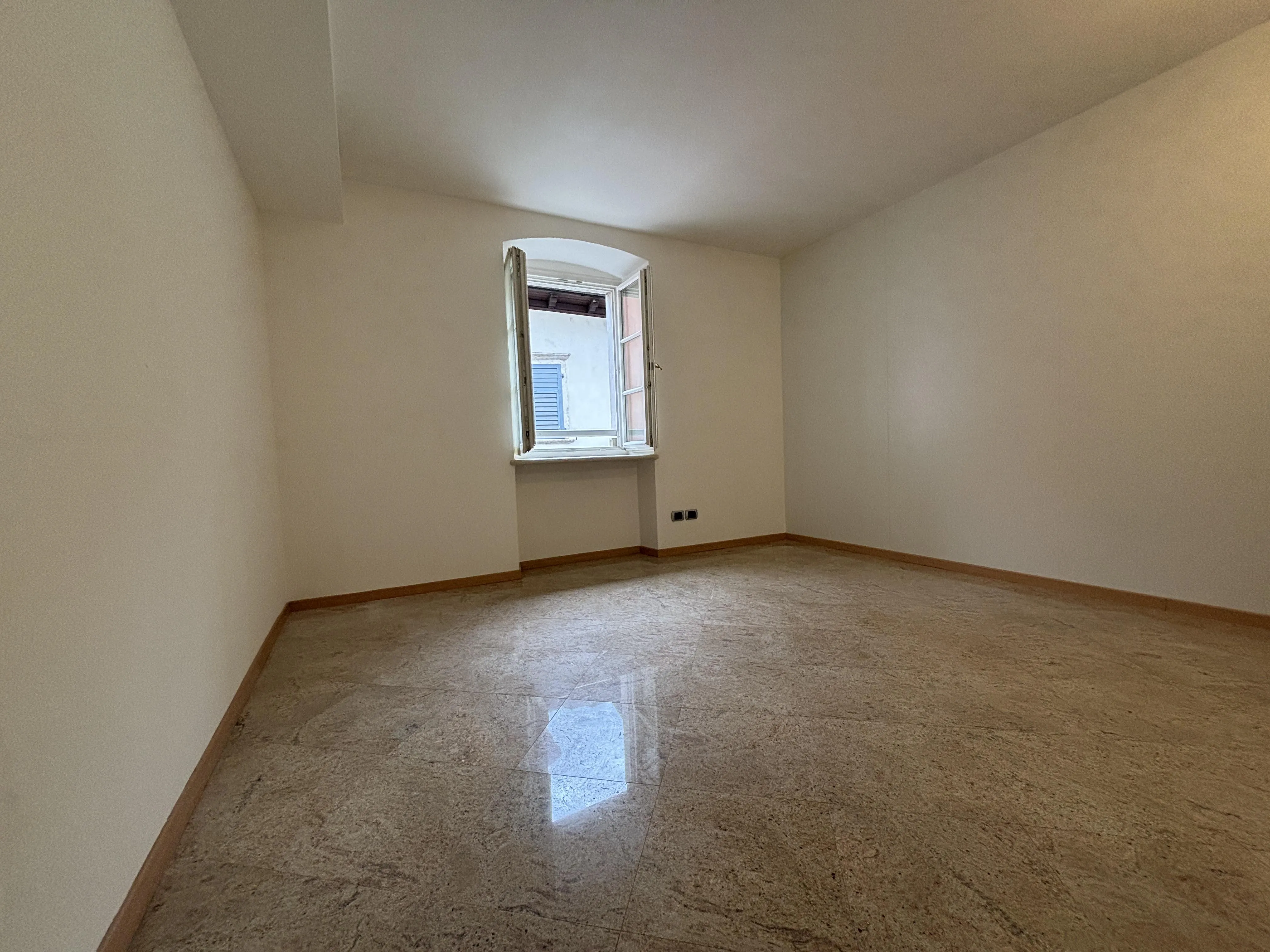 Appartamento Lavis in un bellissimo palazzo storico - immagine 10