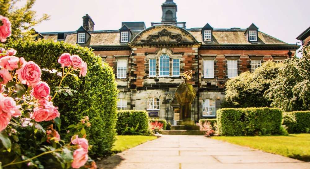 Photo of the university of Dundee