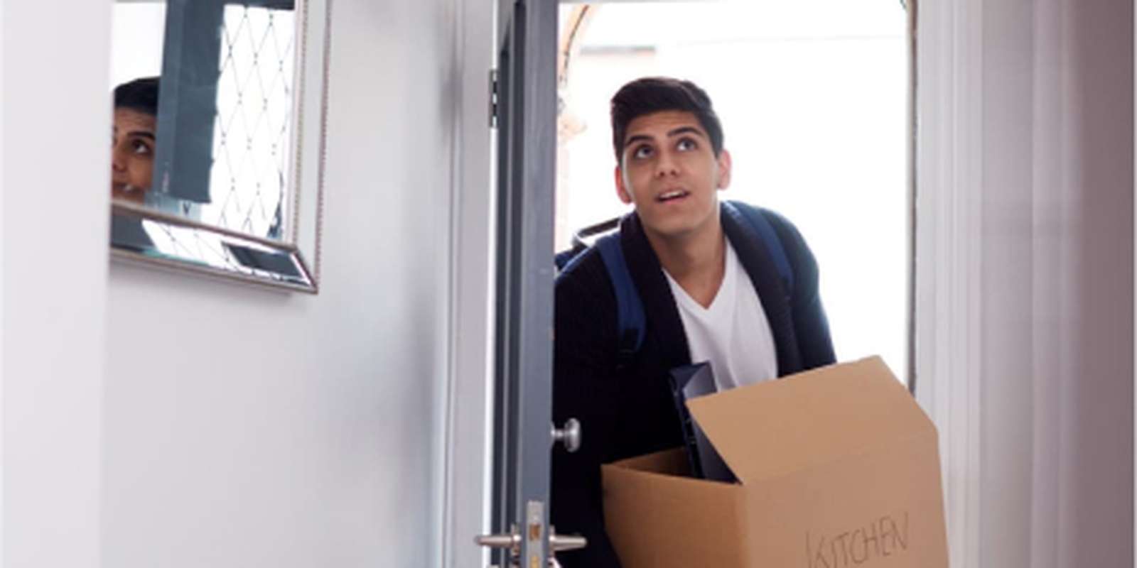 Student arriving at accommodation