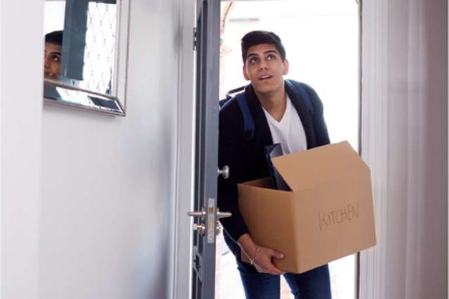 Student arriving at accommodation