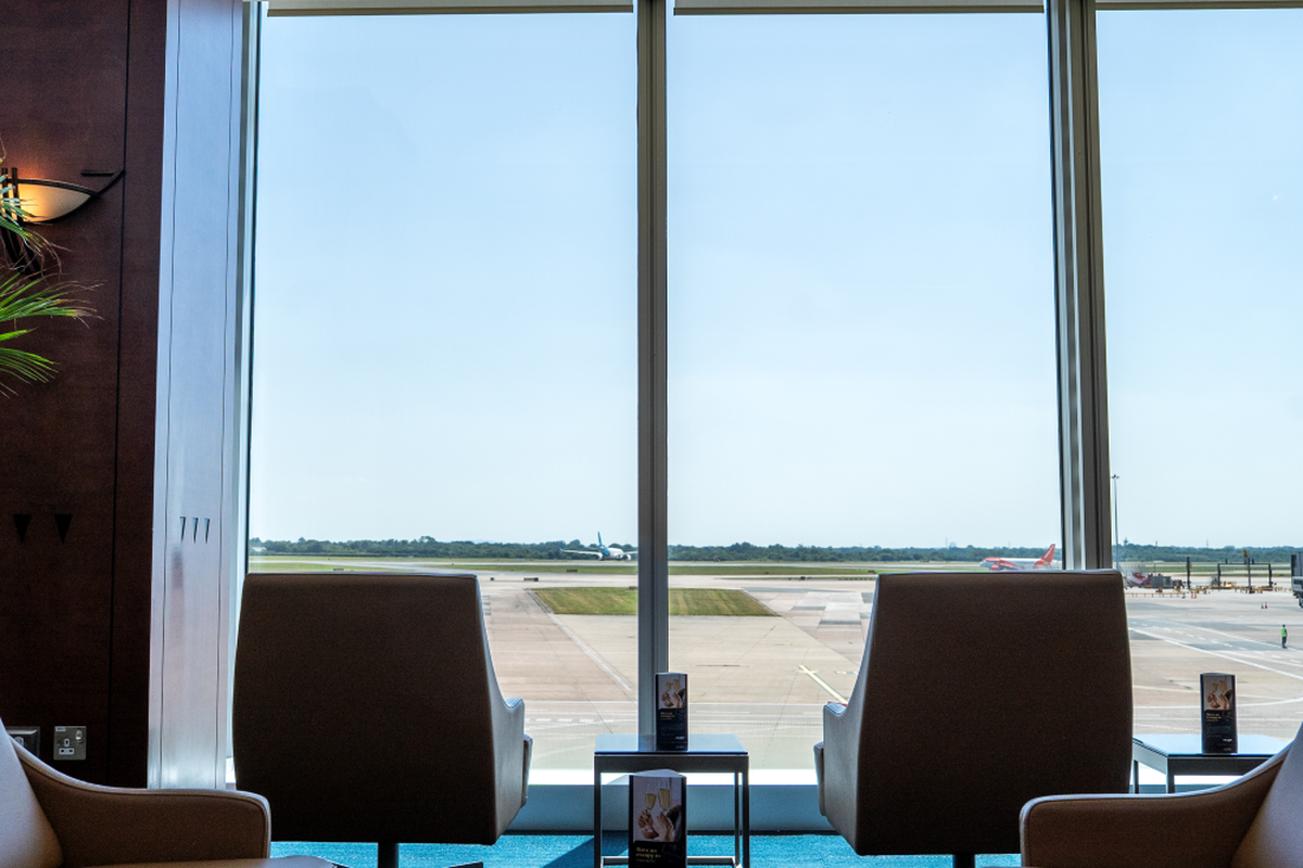 MAN T3 lounge view