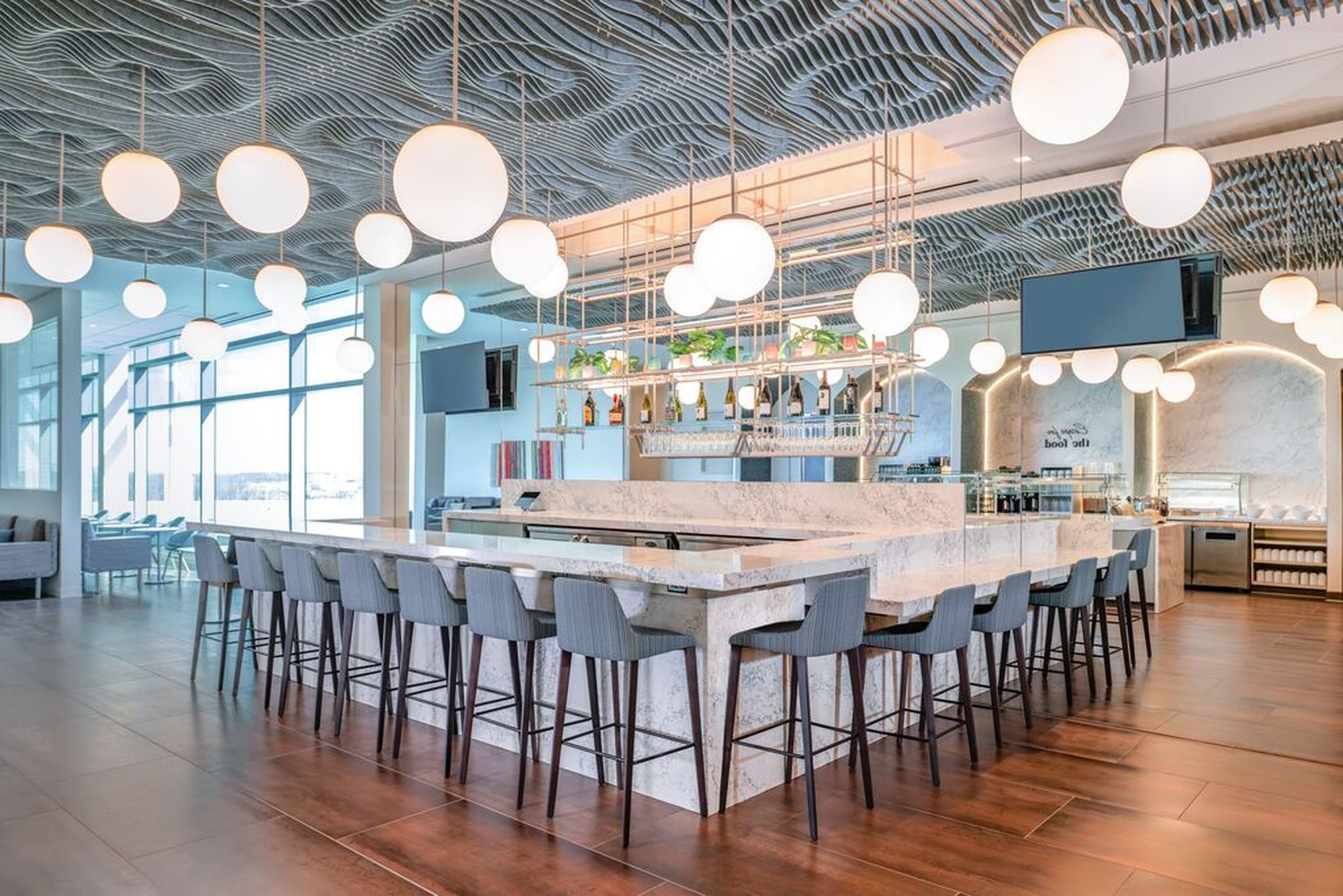 MCI bar area med
